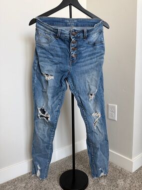 Maurices Women's Light Blue Distressed Skinny Jeans